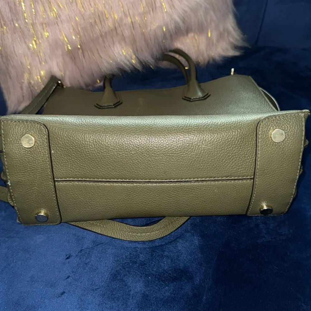 Michael Kors Leather Bag 💼 - Picture 5 of 7